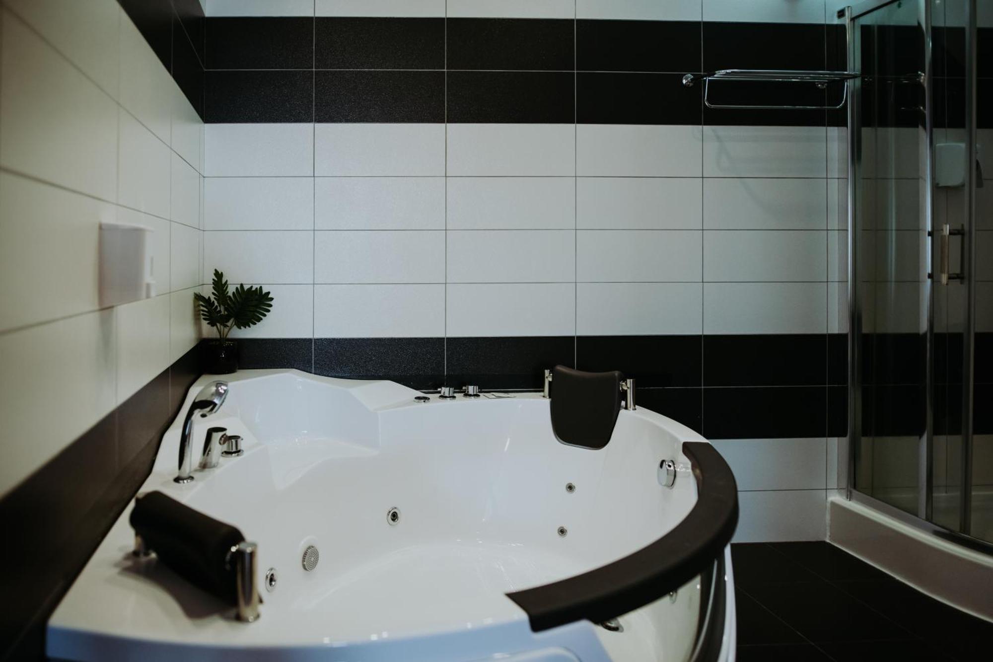 Hotel Select Nagyszeben Kültér fotó