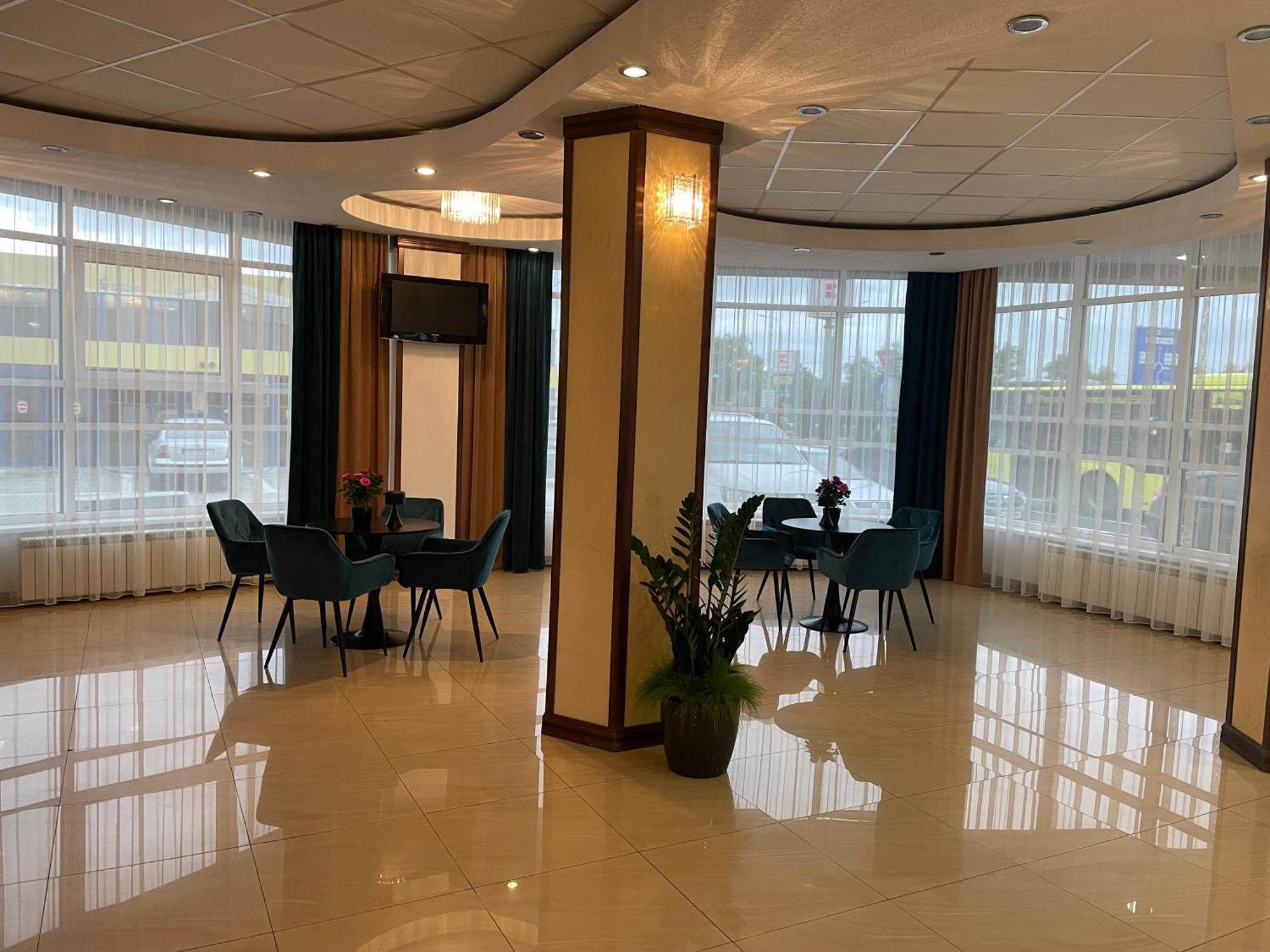 Hotel Select Nagyszeben Kültér fotó